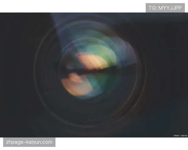 AI辅助调色系统统一多机位画面色调 维护视觉风格一致性。